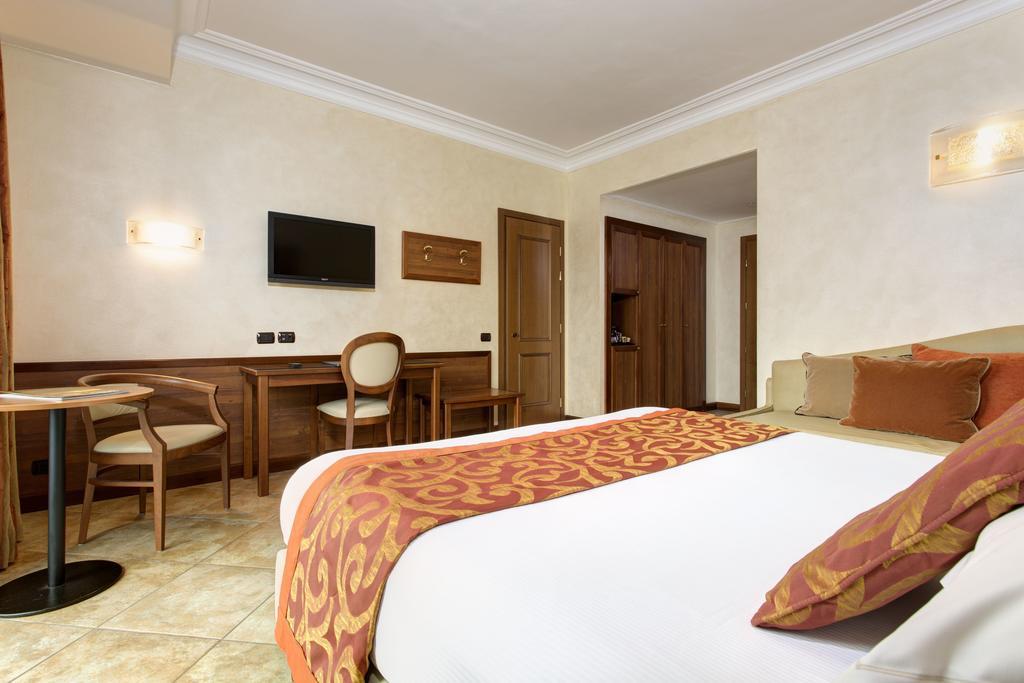 Hotel Athena Siena Exterior photo