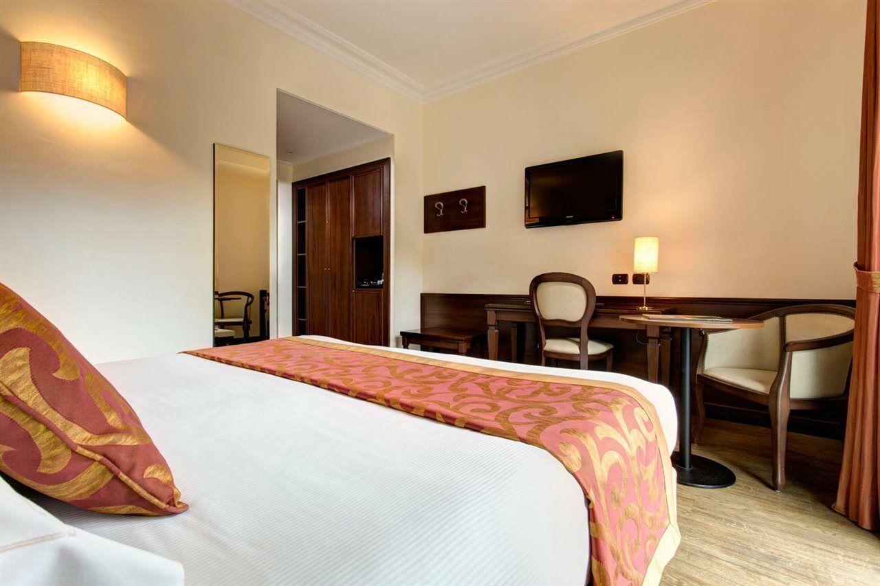 Hotel Athena Siena Exterior photo