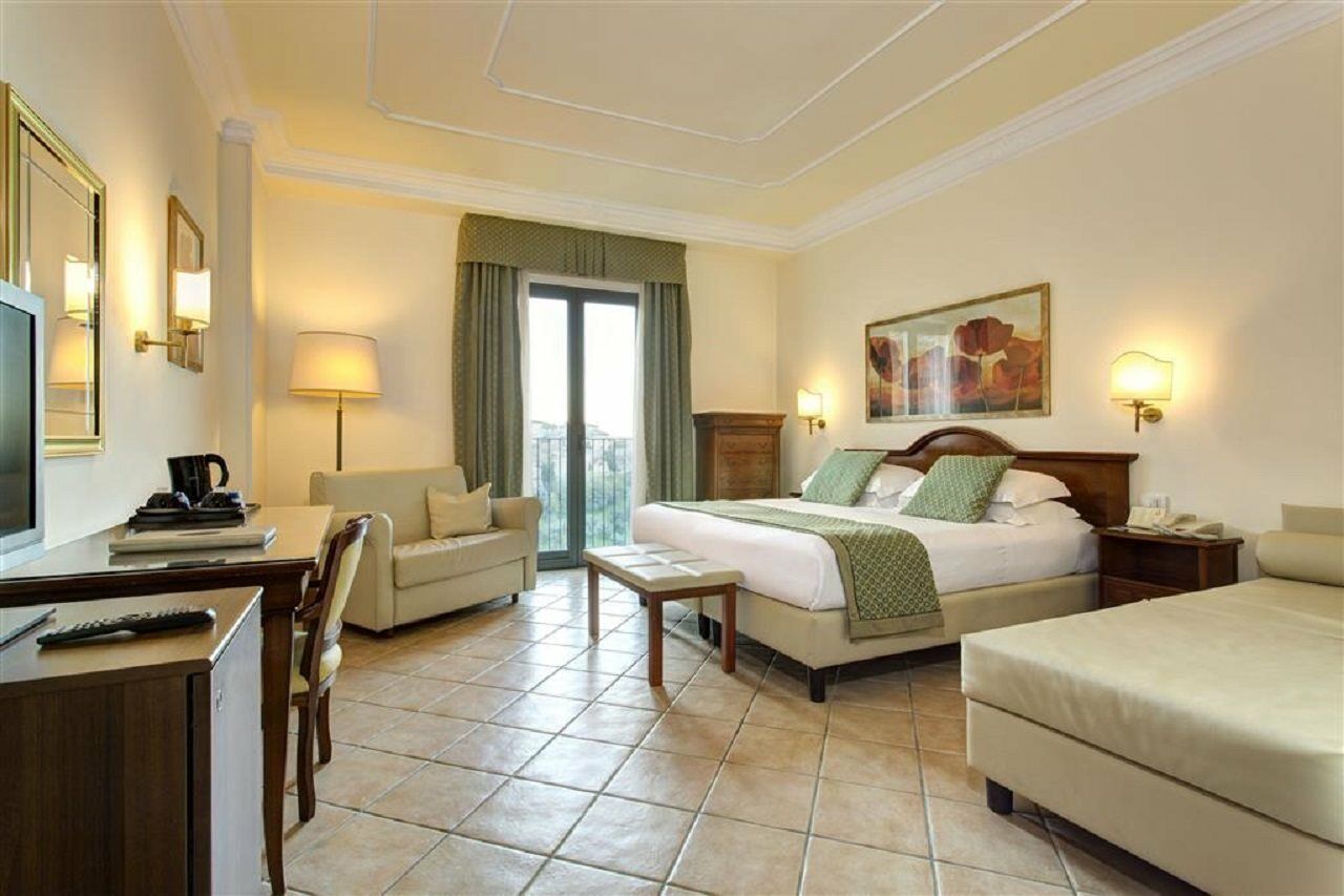 Hotel Athena Siena Exterior photo